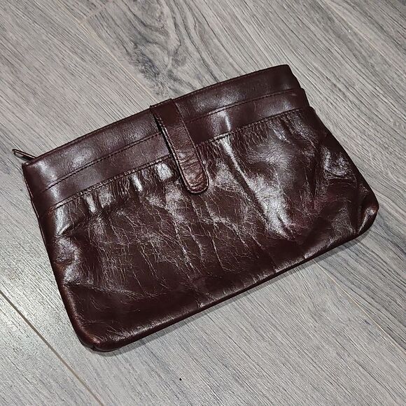 GUC Vintage Maroon Medium Leather Clutch - Picture 1 of 10